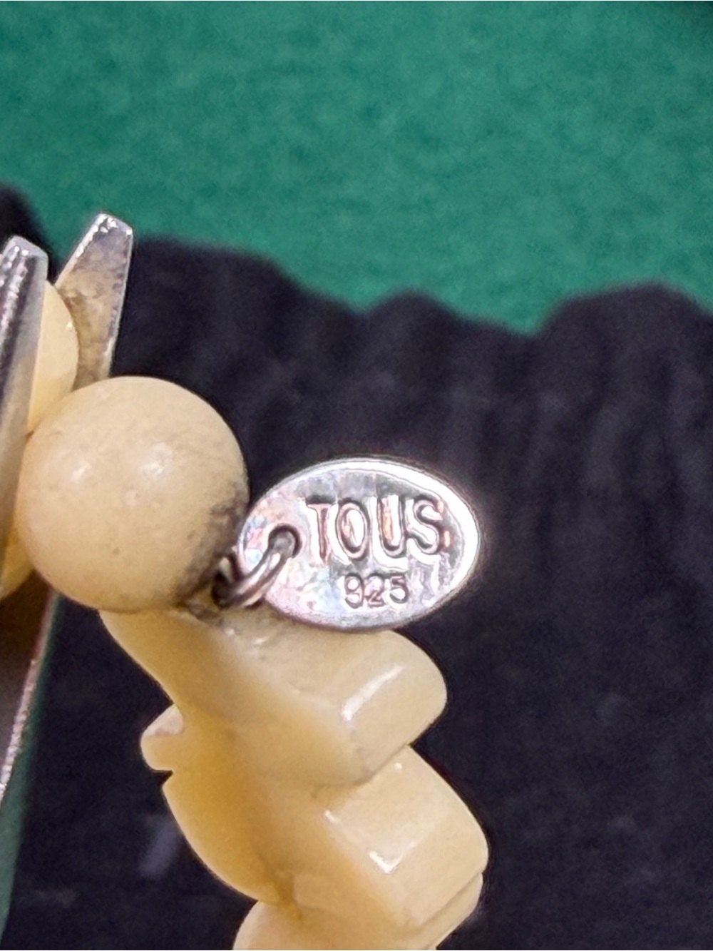 TOUS 925 Silver Stretch Bracelet Cream Bear Heart Flower Beads w/ Pouch - Picture 3 of 7